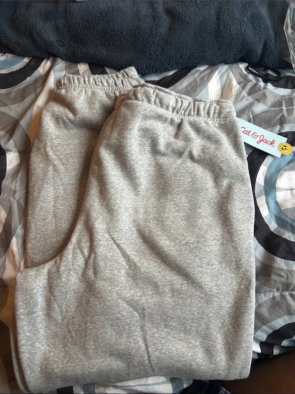 HUSKY Cat & Jack Light Heather Gray Kids Sweat Joggers